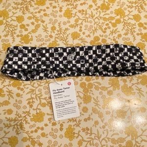 Lululemon Fly Away Tamer Checkered Headband